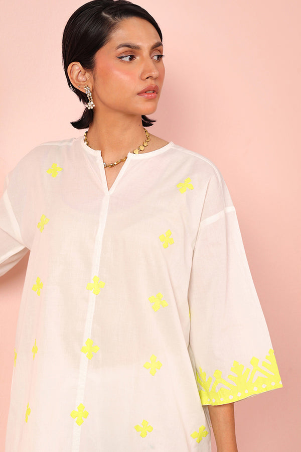 Jogi Neon Thread Tales Kurta