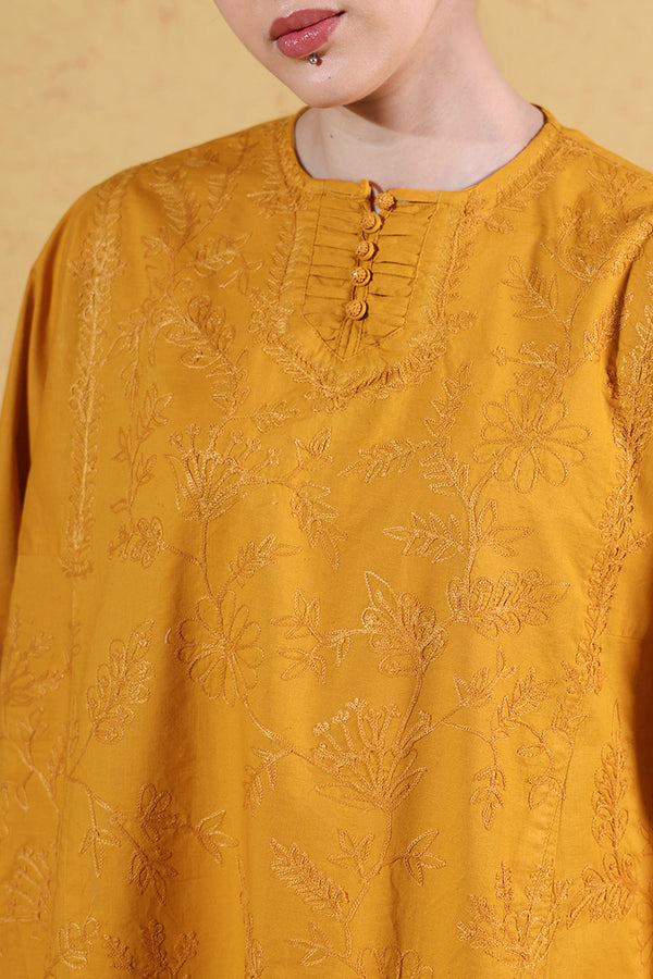 Self-Embroidered Threads Set