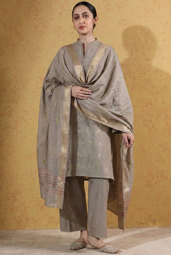 Embroidered Story 3-Piece Set