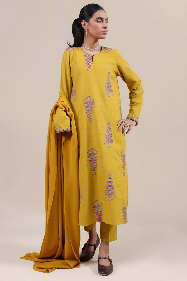 Damask Embroidered Set