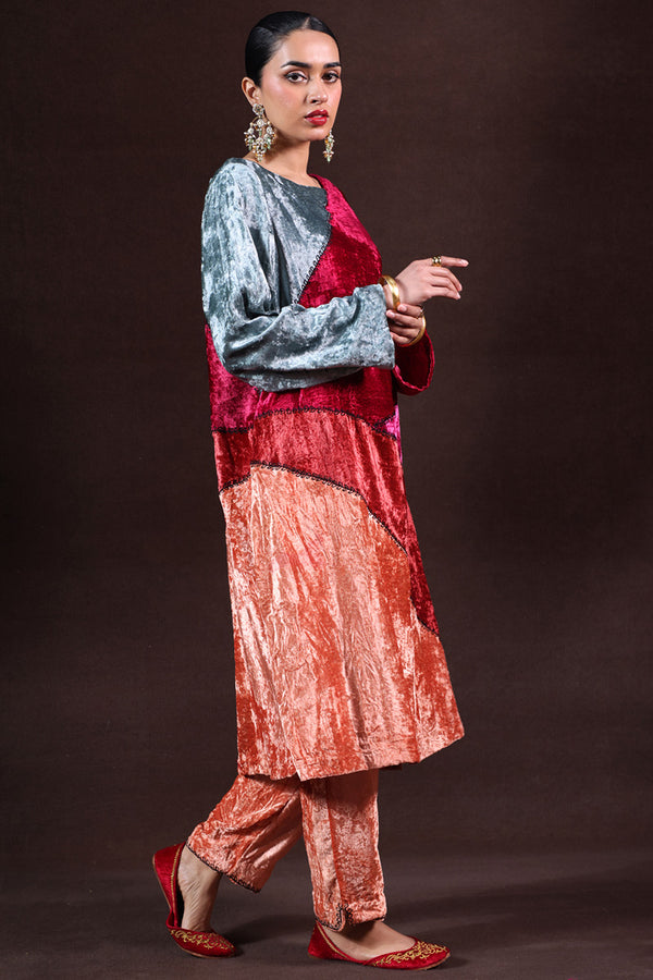 Rang Saaz Velvet Set