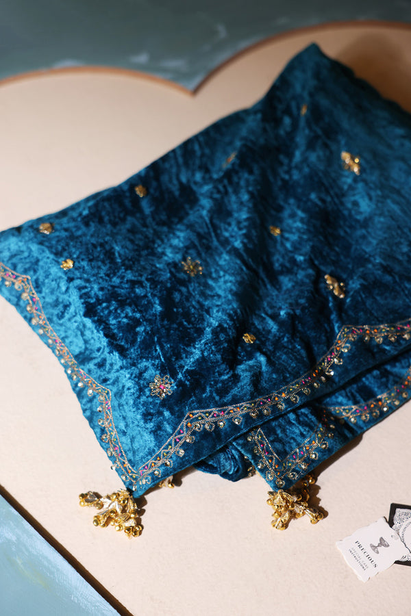 Nooray Velvet Shawl
