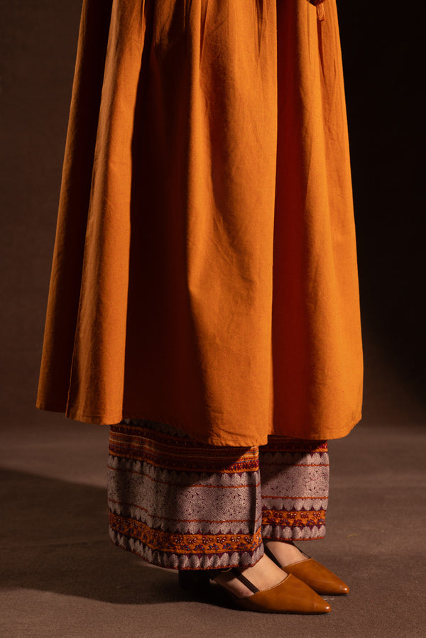 Hand-Crafted Flared Set