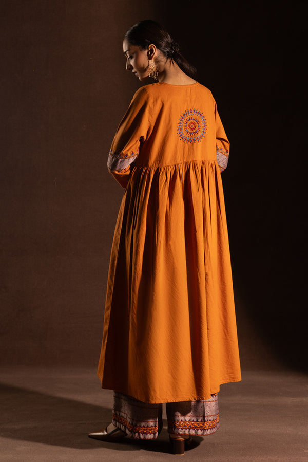 Hand-Crafted Flared Set