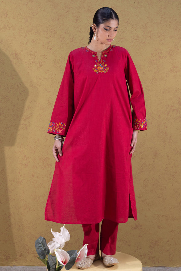 Cottage Chic Embroidered Set