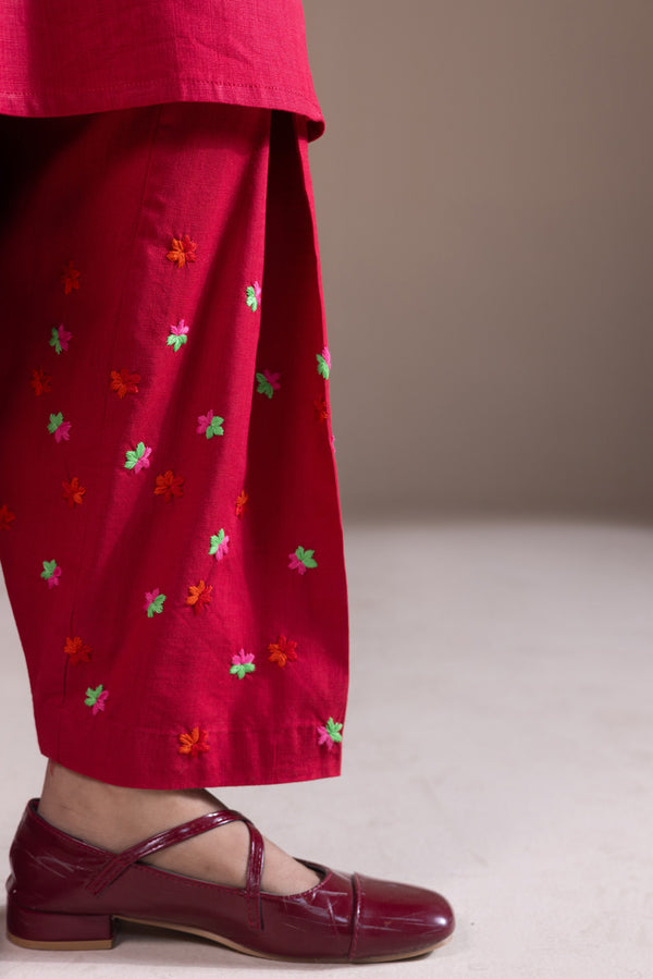 Hand-Crafted Cottage Set