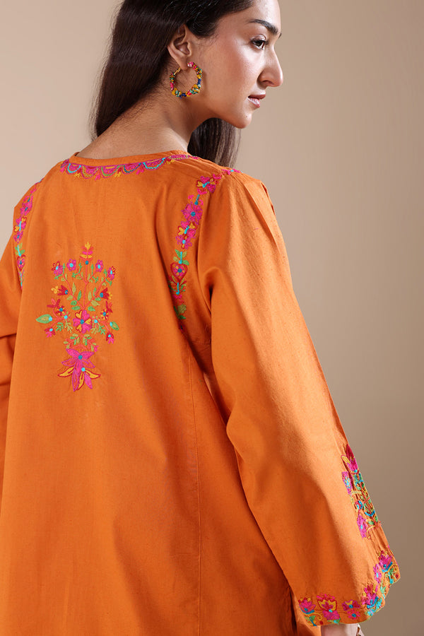 Laari Adda Farshi Set