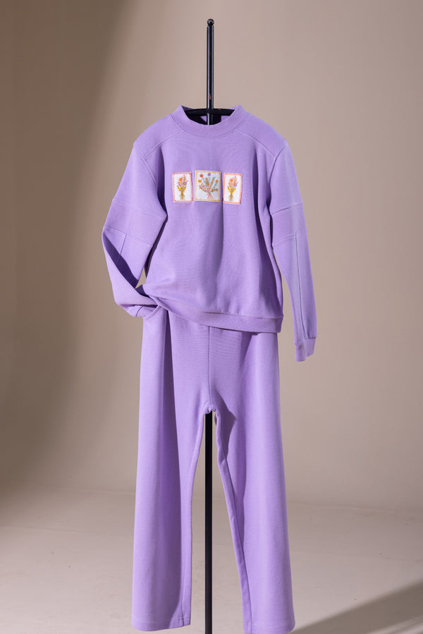 Cloud Thread Tales Sweat Set