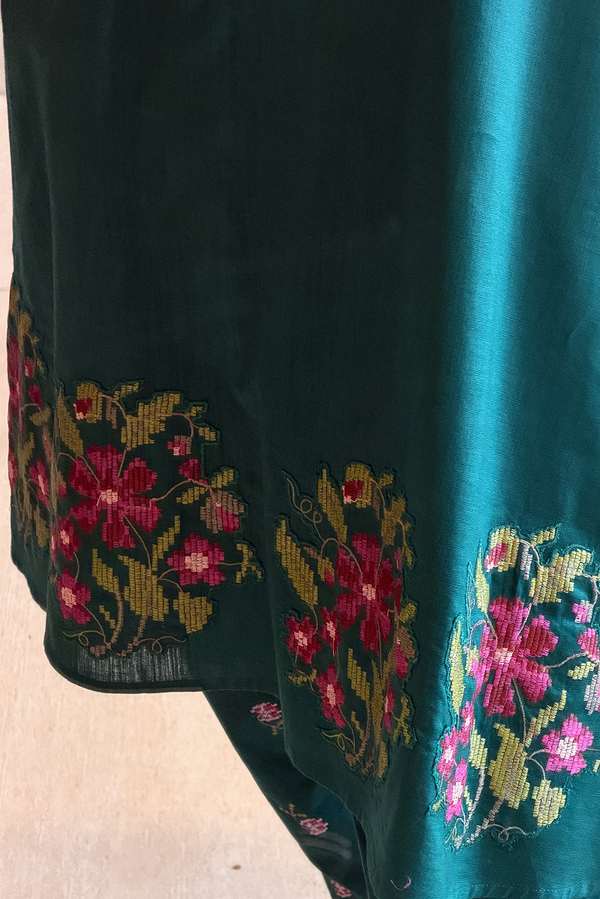 Embroidered Pixel Play Tulip Set