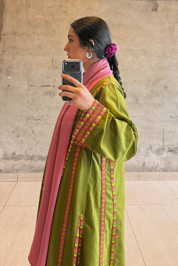 Embroidered Damask Paneled Set