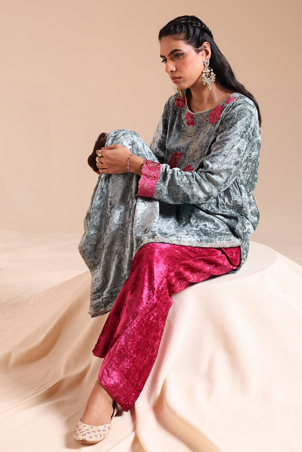 Zareen Velvet 3-Piece Set