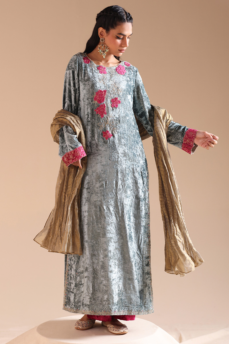 Zareen Velvet 3-Piece Set