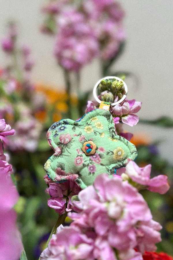Soft Bloom Keychain