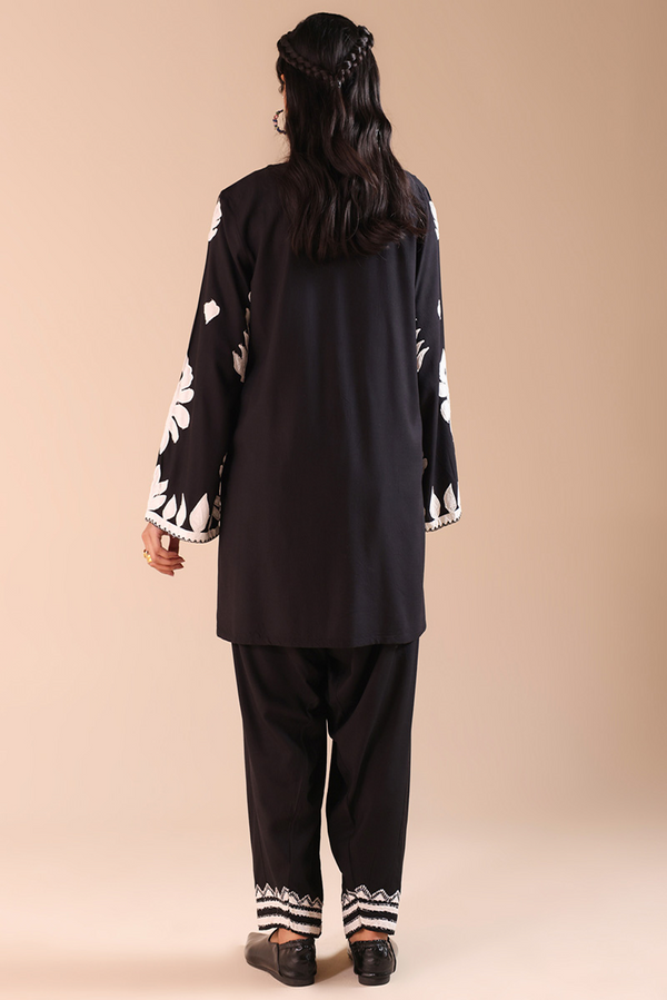 Monochrome Appliqué Edit Set